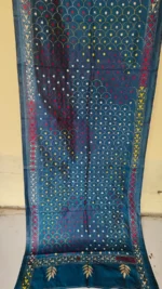 Silk Kantha Stitch Stole Peacock color Yellow and white flower - Image 2