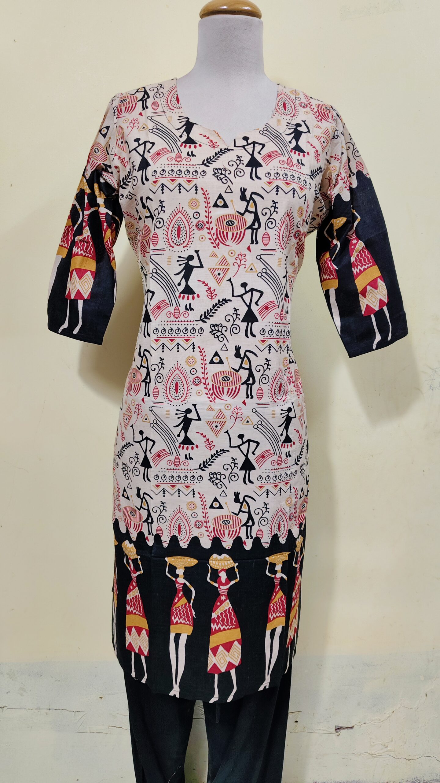 IMG_20260312_195214 Cotton Warli Art Printed Kurti with Contrast Sleeve Design - Image 1