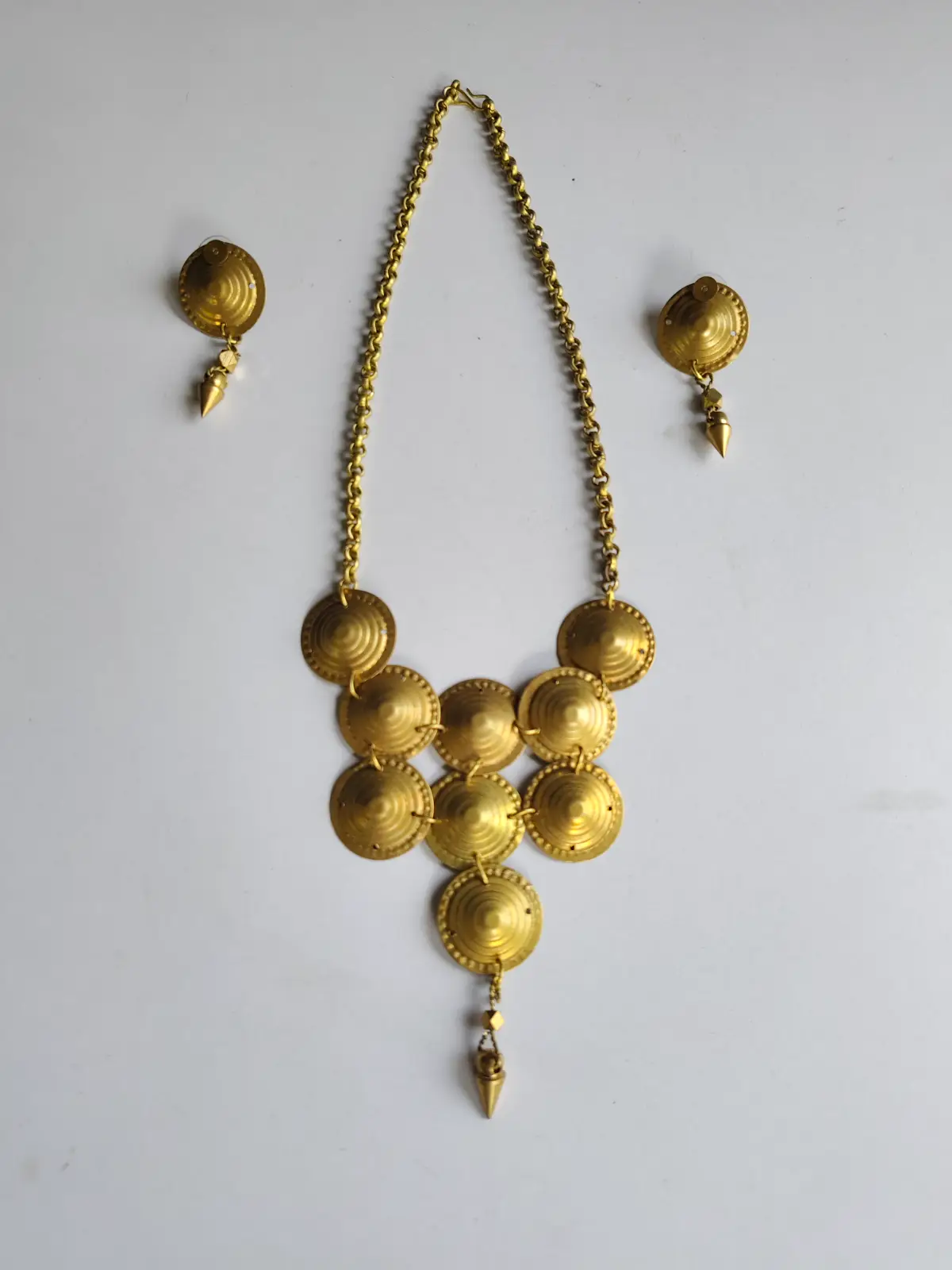 1000907849.webp Handcrafted Brass Necklace Set – Circular Disc & Pendant Design - Image 1