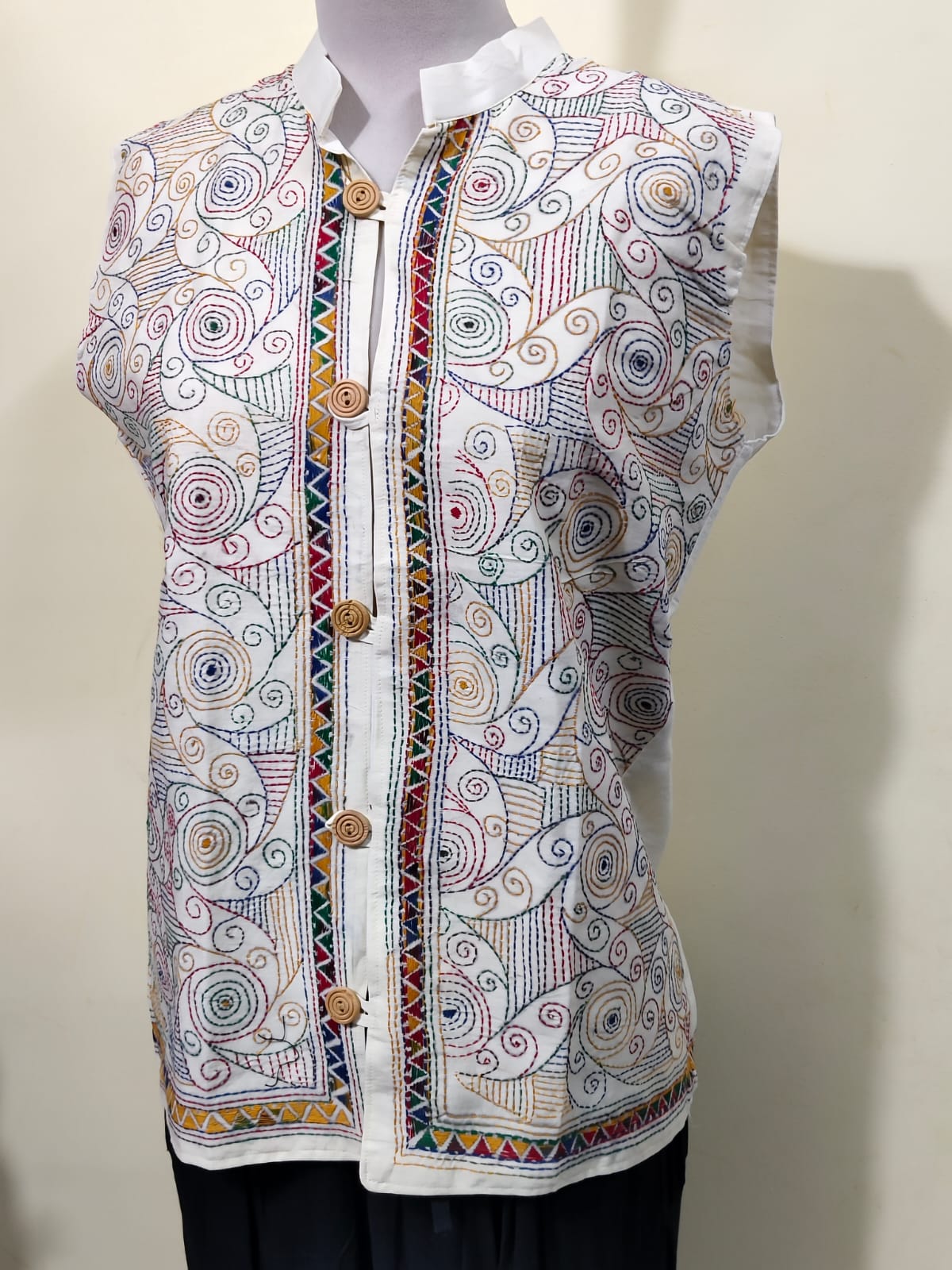 WhatsApp Image 2026-06-10 at 11.14.26 AM White embroidered cotton Kantha jacket - Image 1