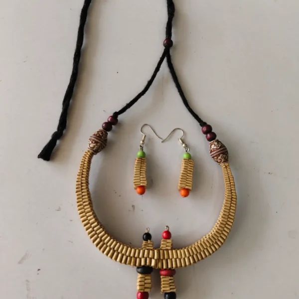 Handmade Palm Leaf Necklace Set – Eco-friendly Jewelry for Women