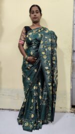 Handcrafted Kantha Stitch Bangalore Art Silk Saree – Floral & Leaf Motifs on Dark Green - Image 3