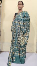 Handcrafted Kantha Stitch Bangalore Art Silk Saree – Floral & Leaf Motifs on Dark Green - Image 5