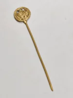 Handcrafted Dokra Brass Hair Pin – Geometric Floral Filigree Motif - Image 2